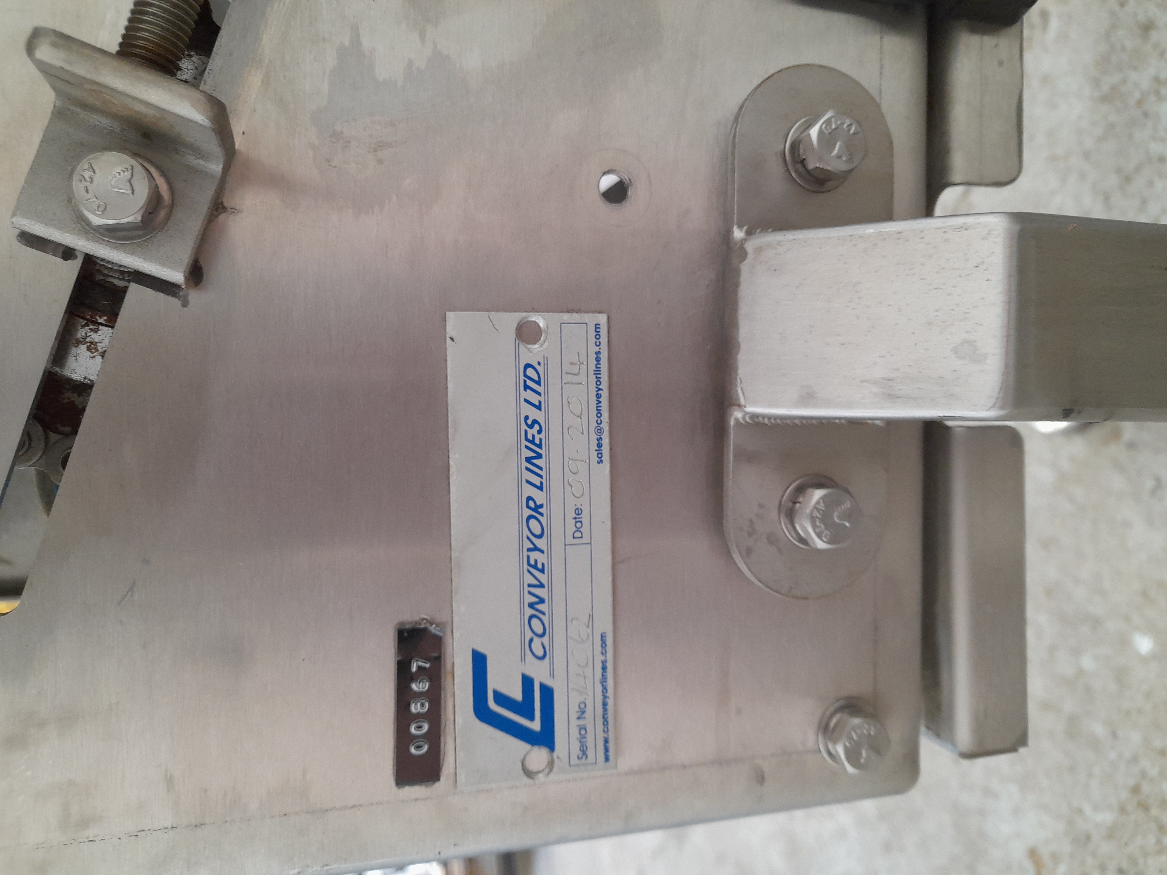 Used Incline Roller Conveyor