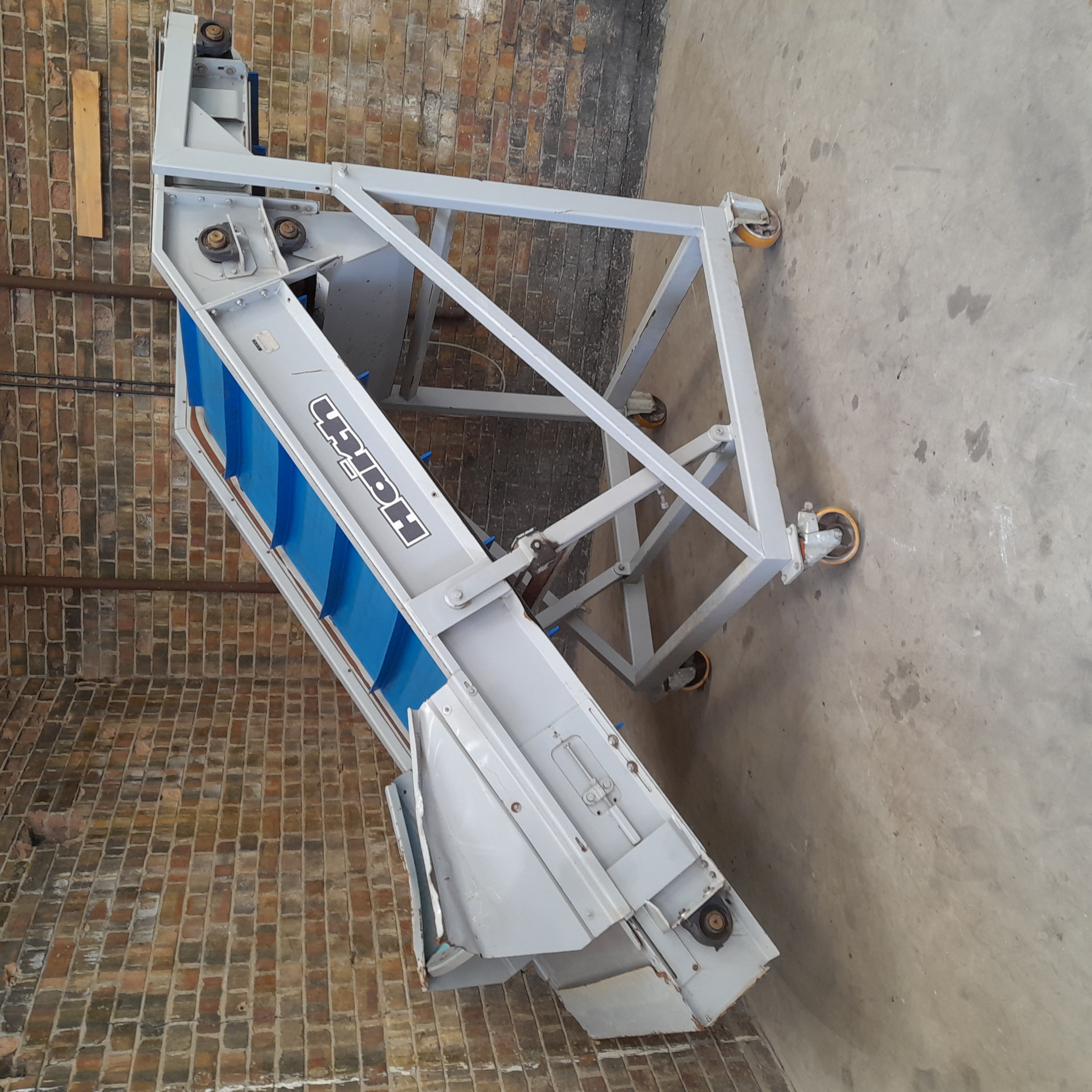 Used Haith Incline Conveyor