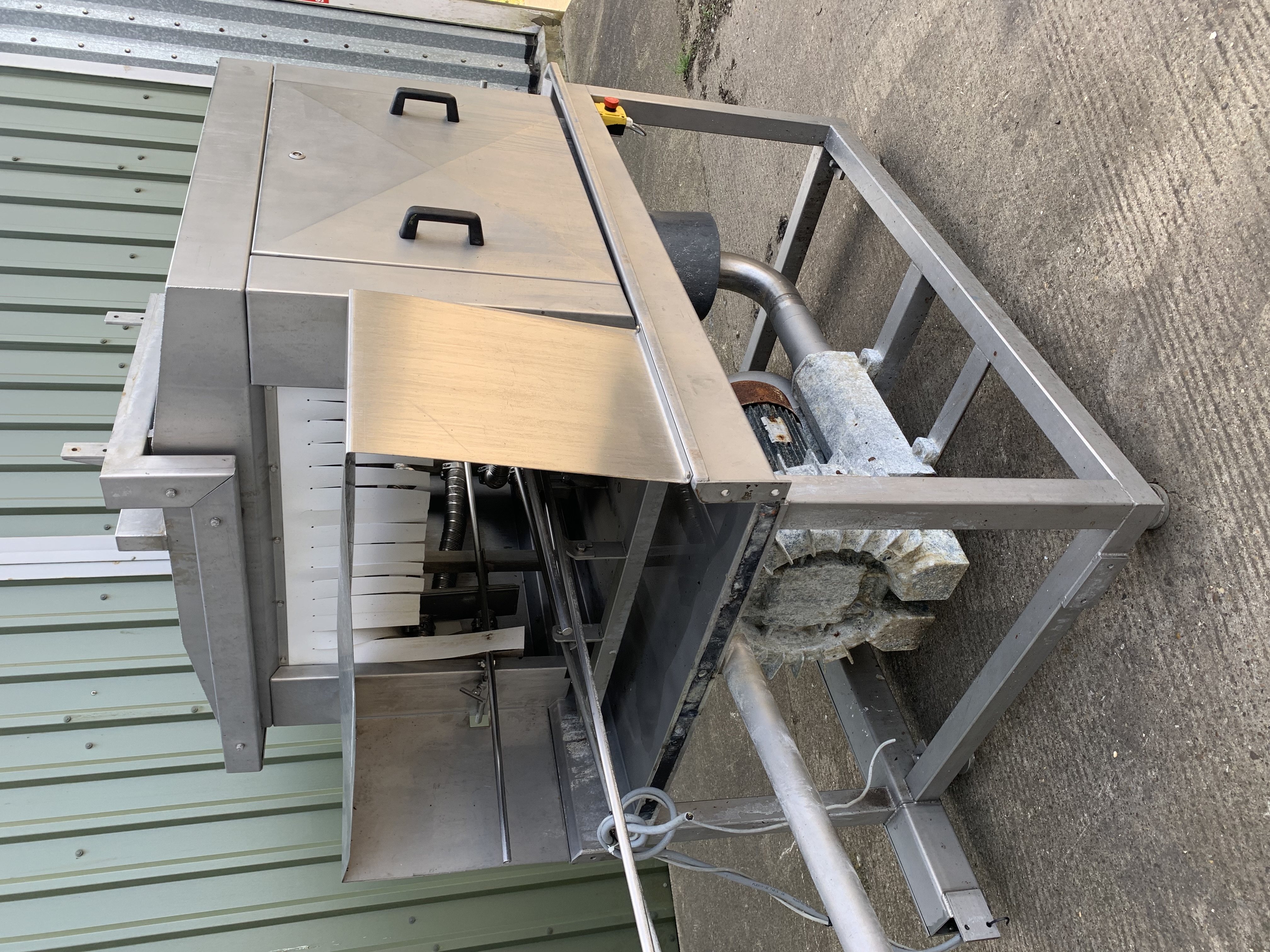 Used BHW350 Crate Washer
