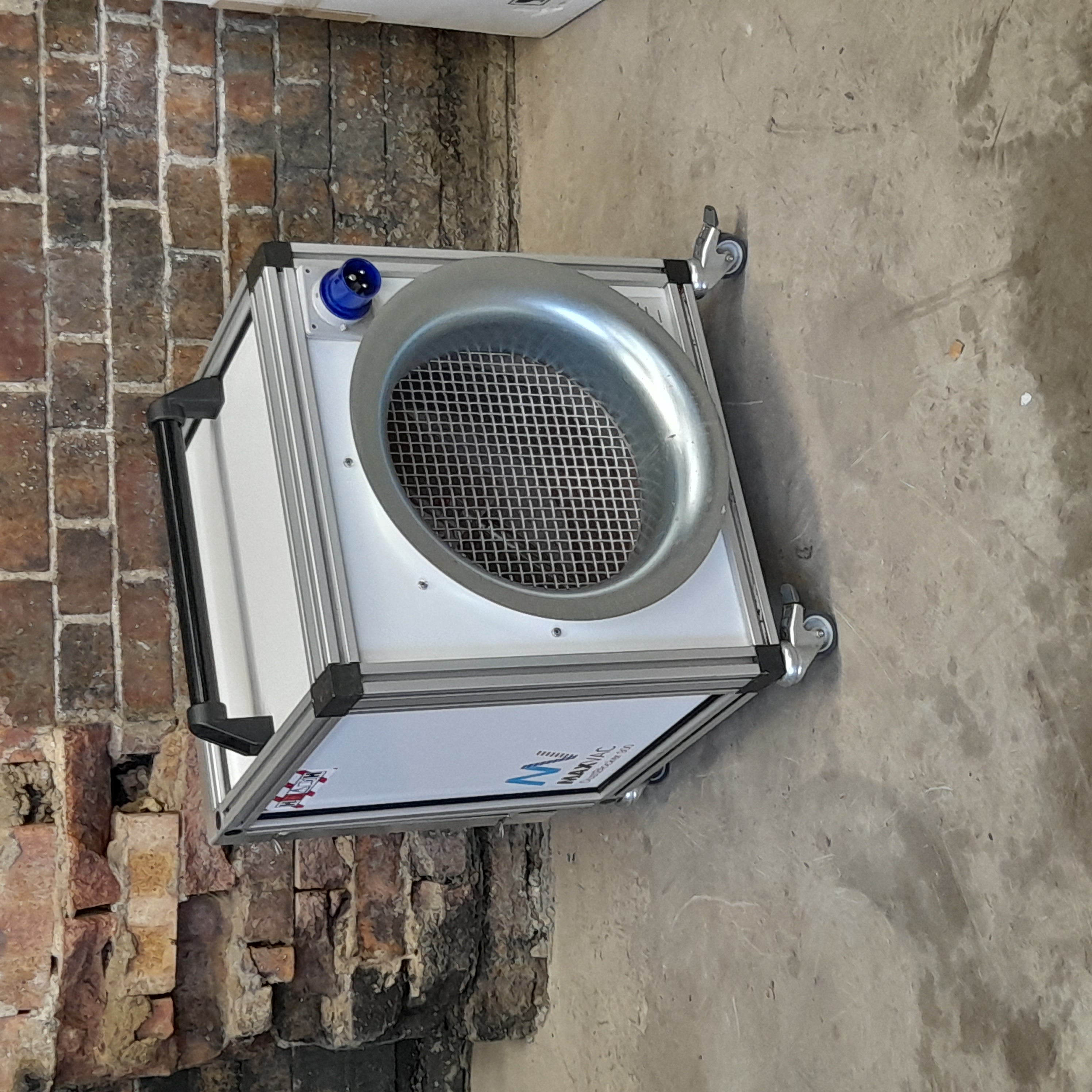 Used Max Vac (DB900) Dust Blocker