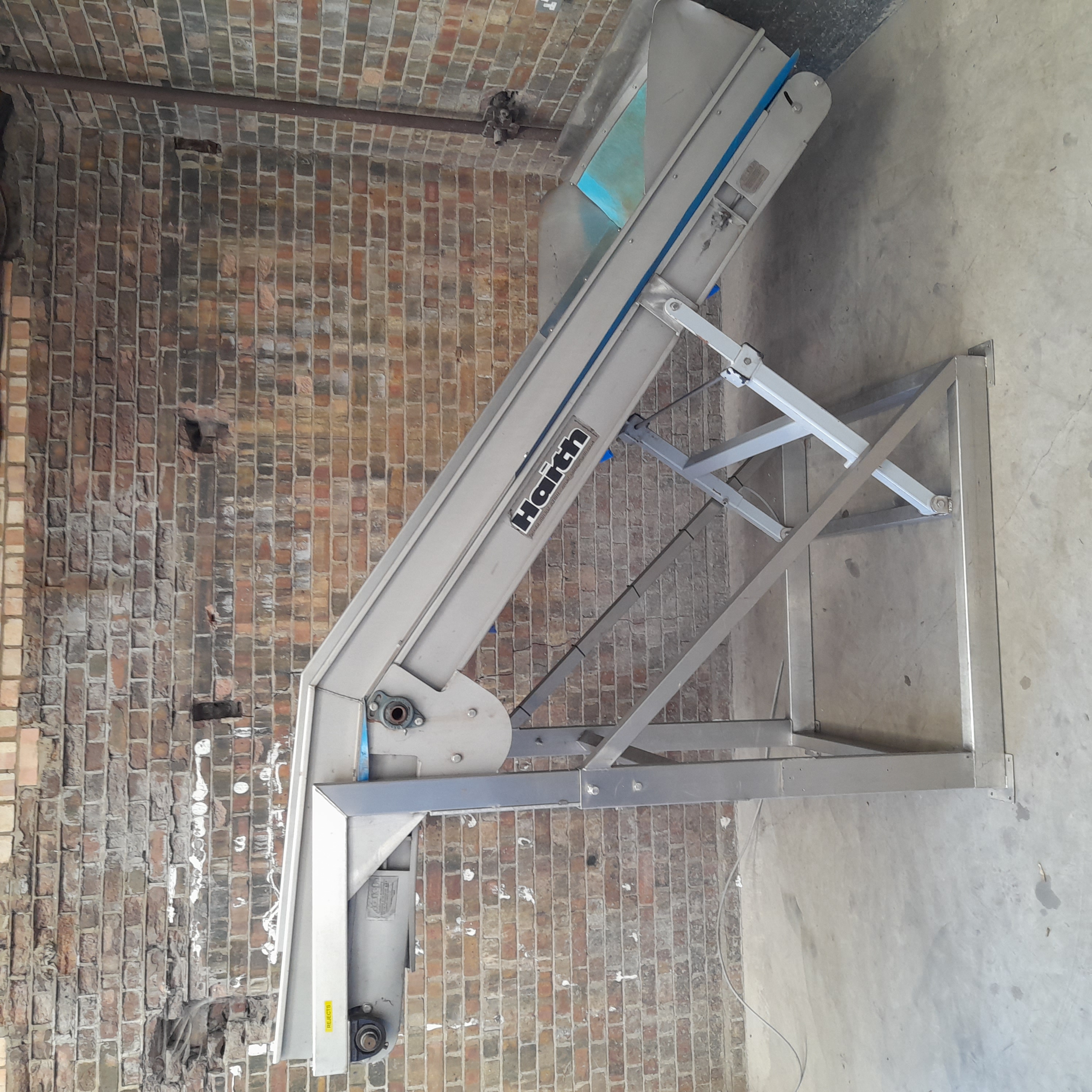 Used Haith Incline Conveyor