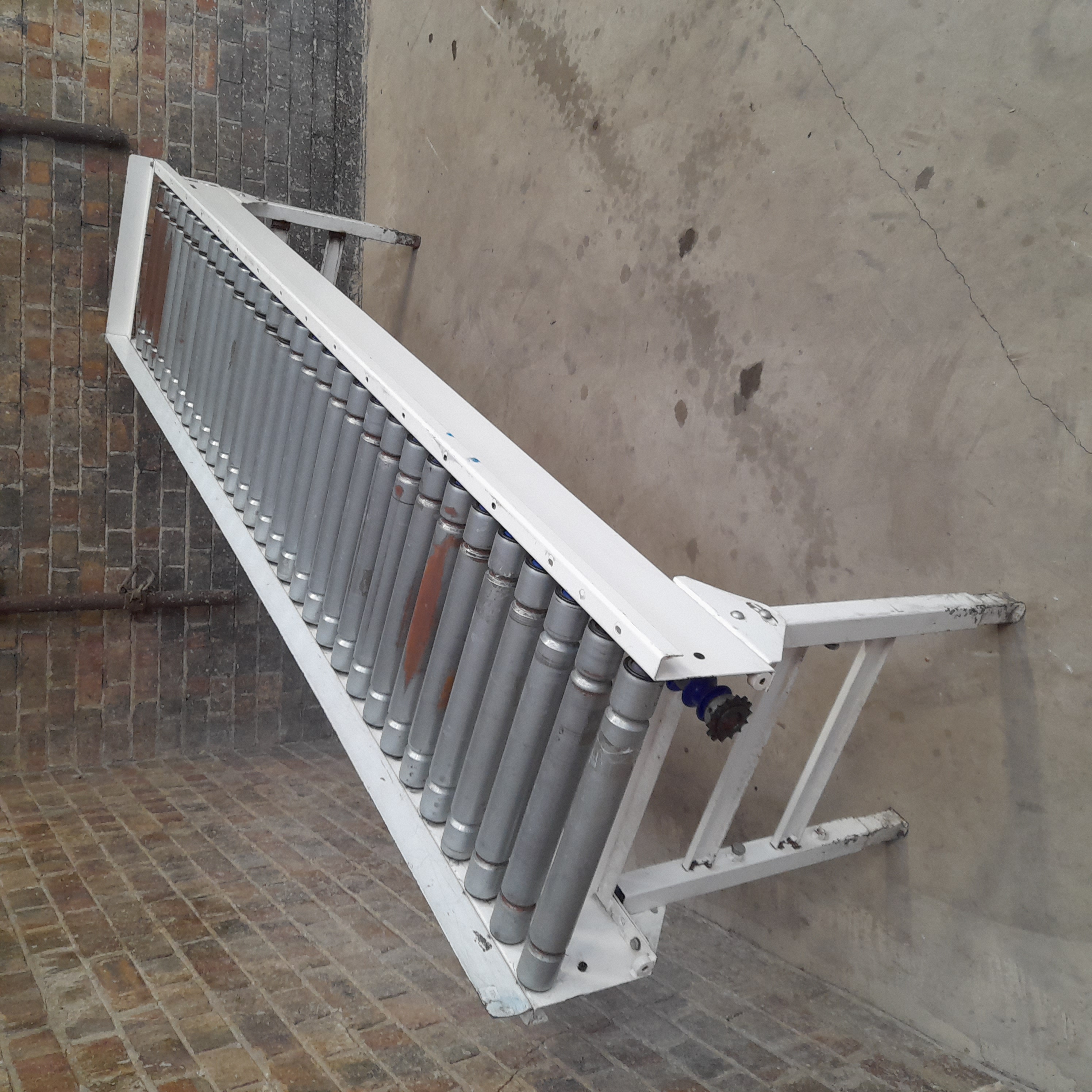 Used Straight Roller Conveyor