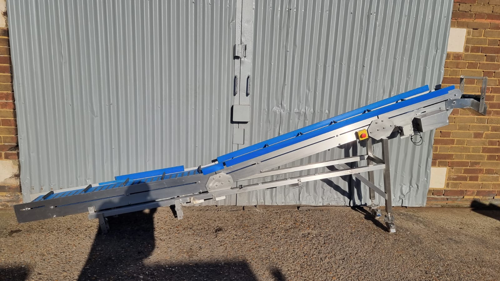 Used Used outfeed incline conveyor