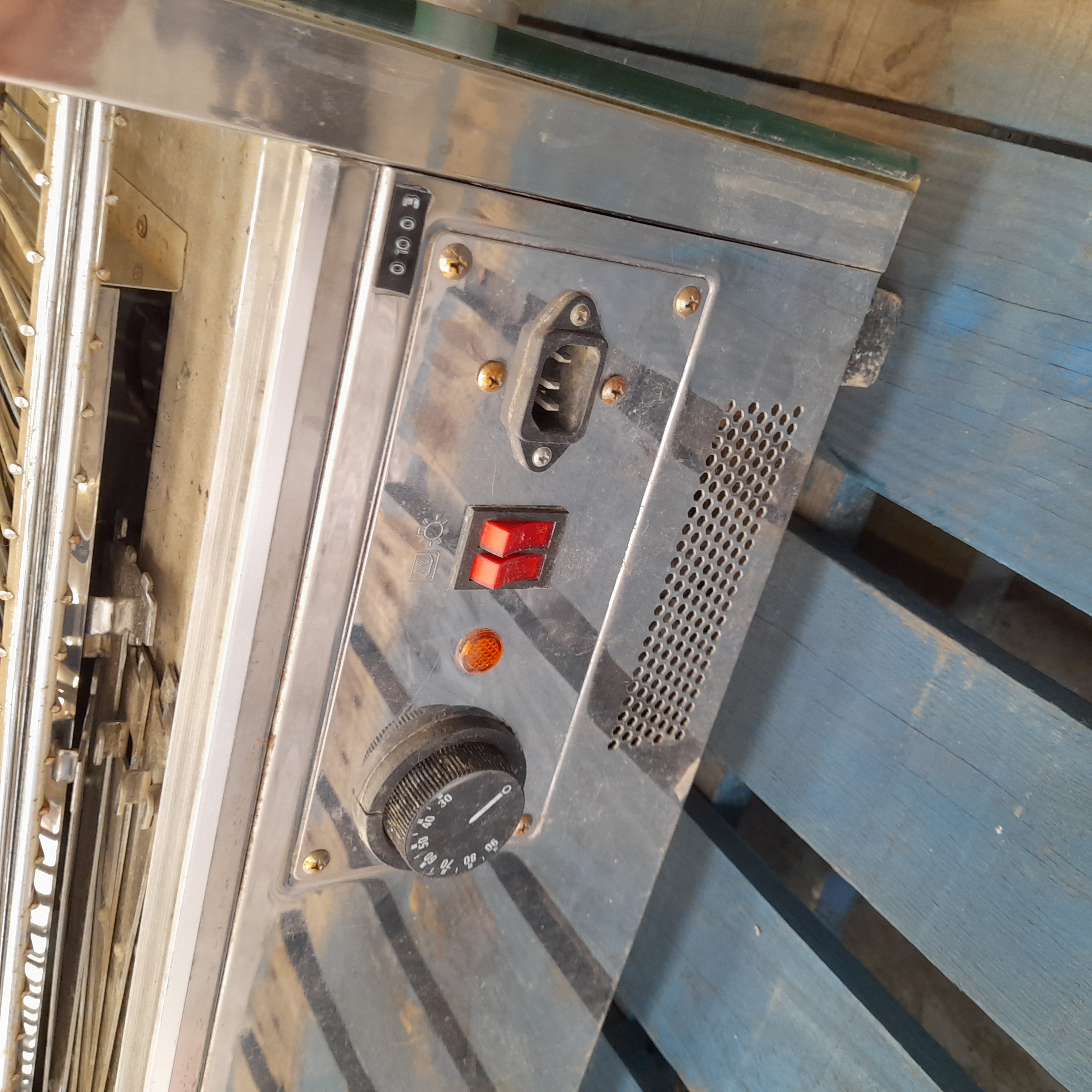 Used Buffalo Hot Food Display Cabinet