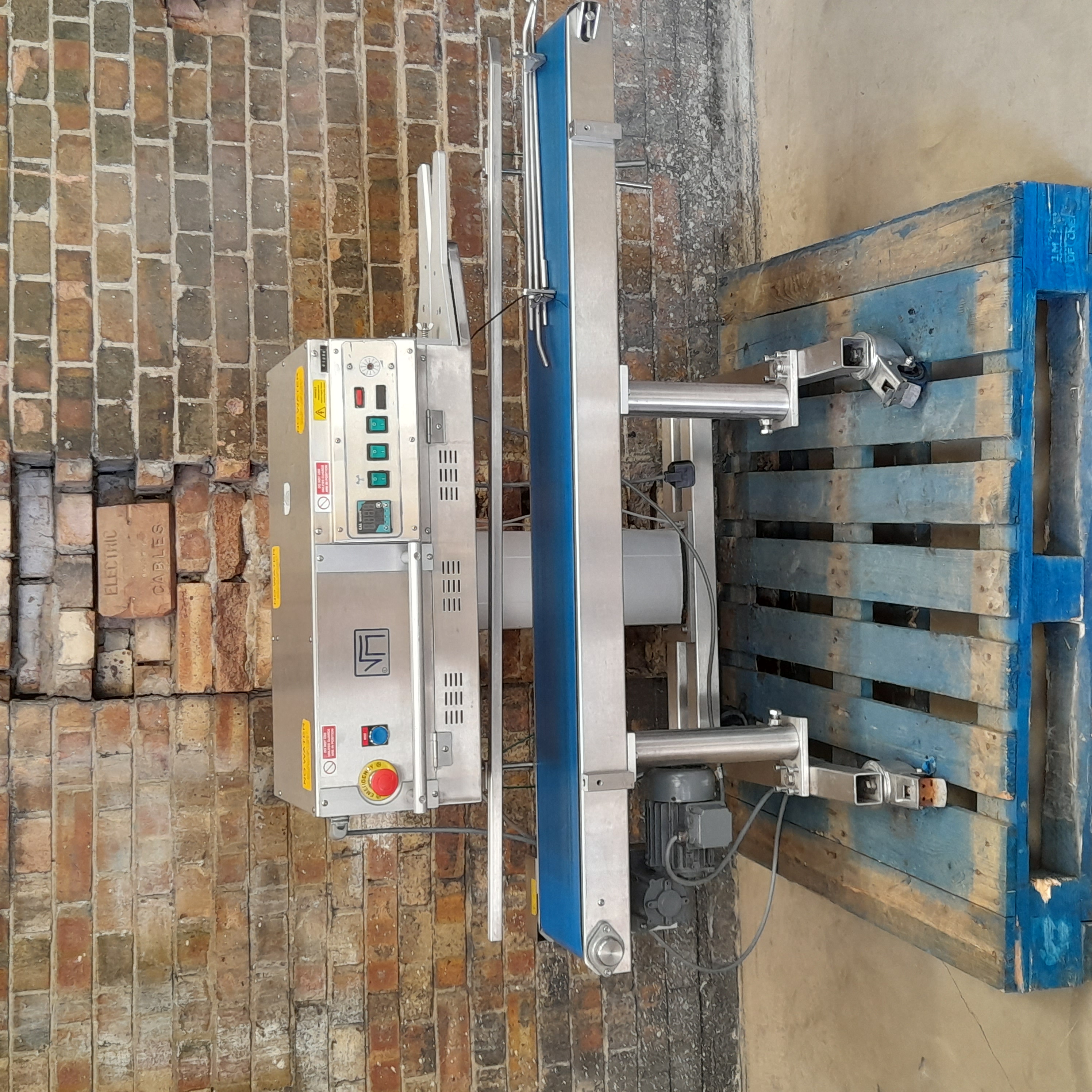 Used VFI Continuous Band Sealer