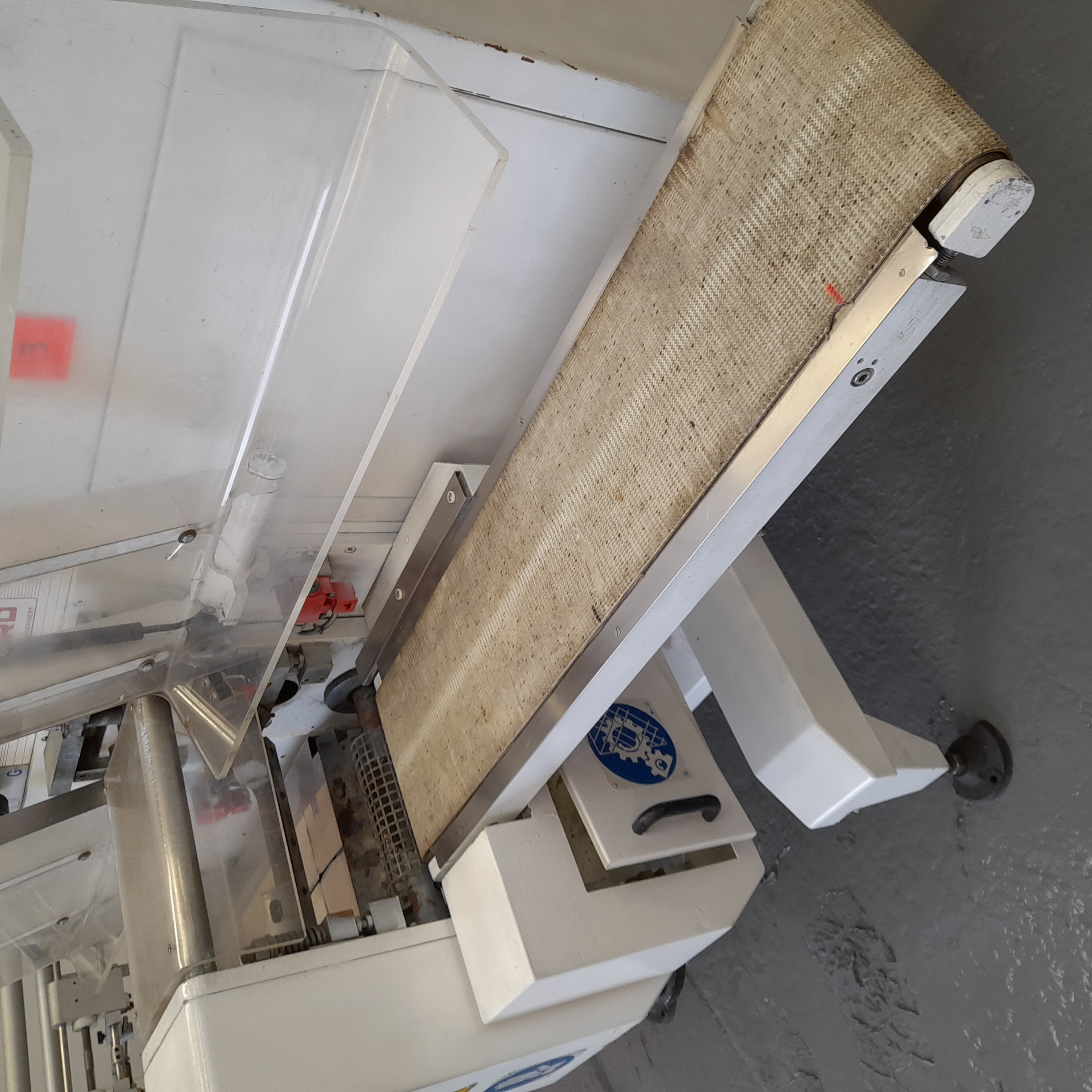 Used Record Panda 2000 Flow Wrapper