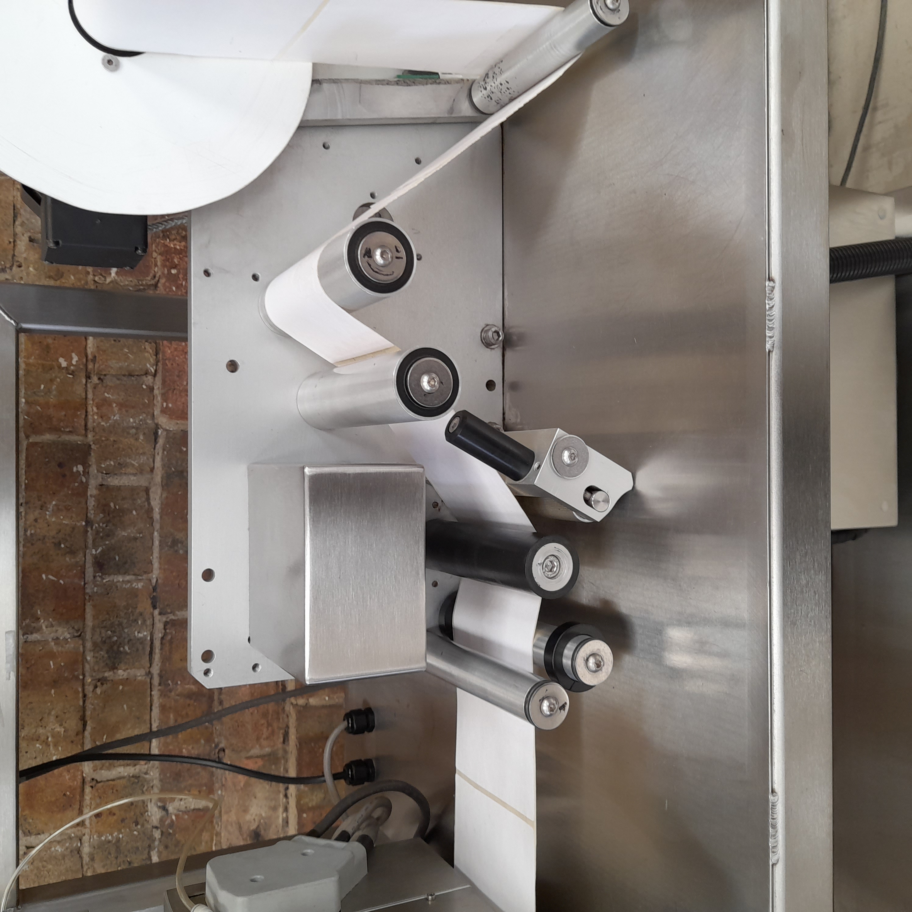 Used Side-Apply Labeller Station