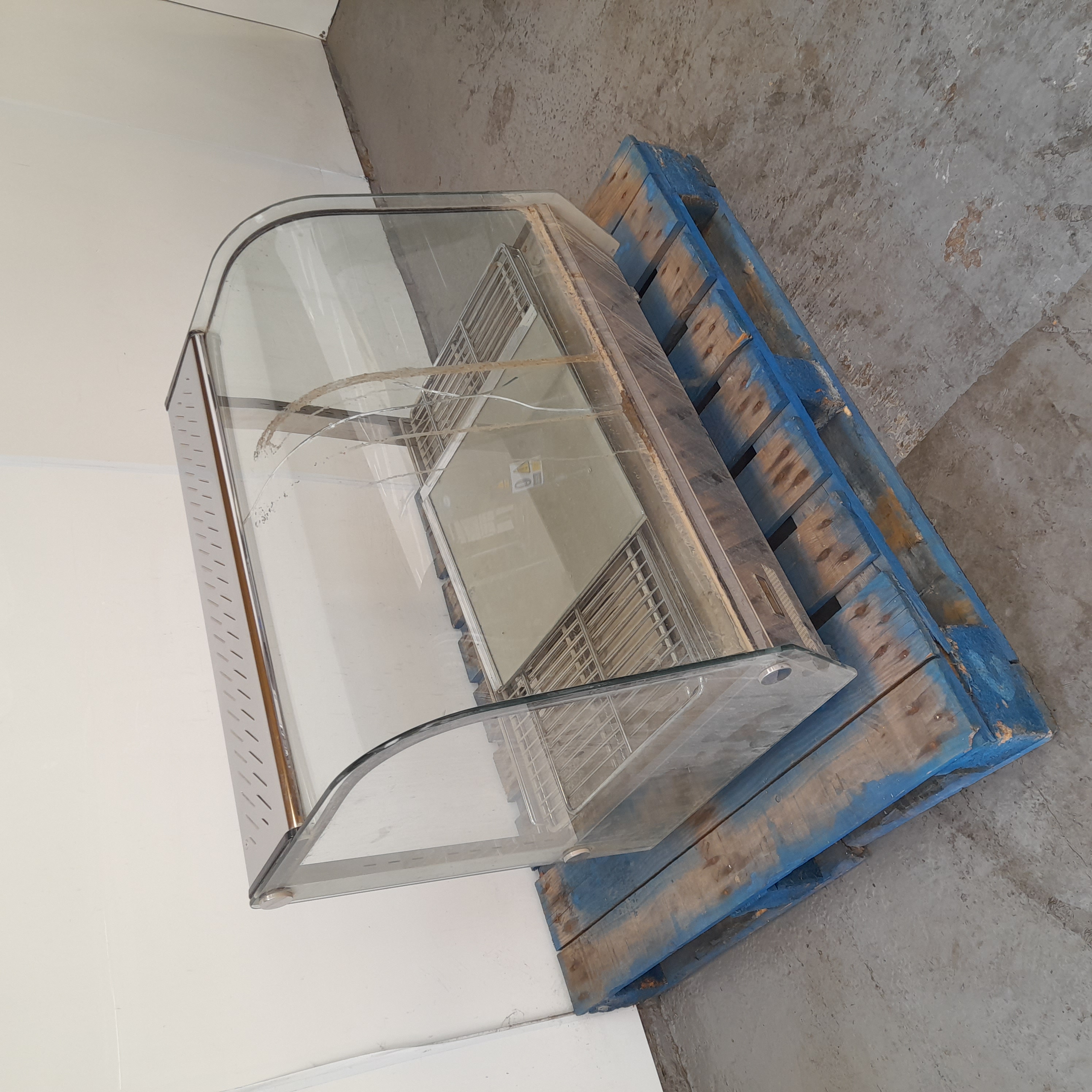 Used Buffalo Hot Food Display Cabinet