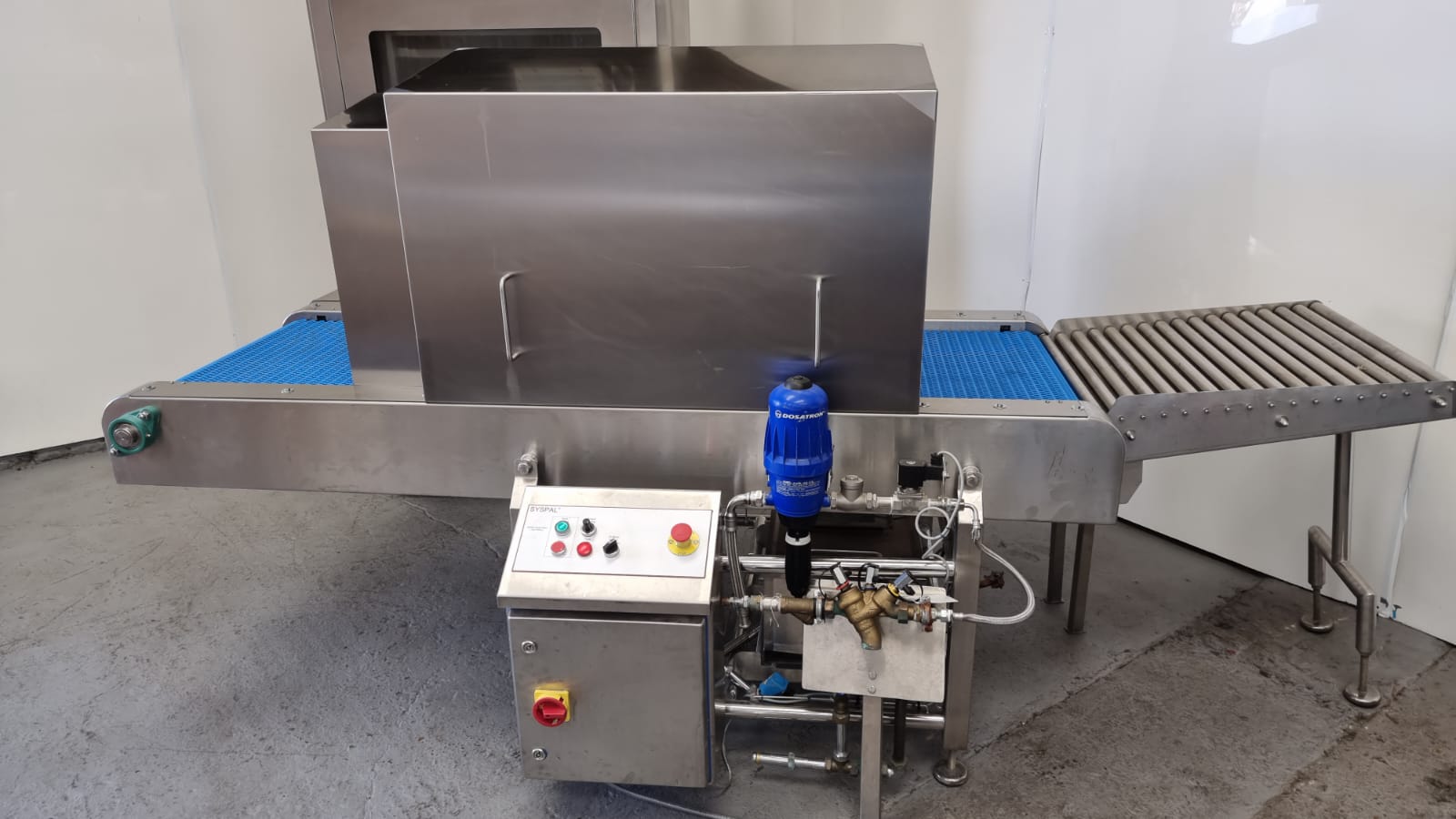 Used Used syspal wash tunnel