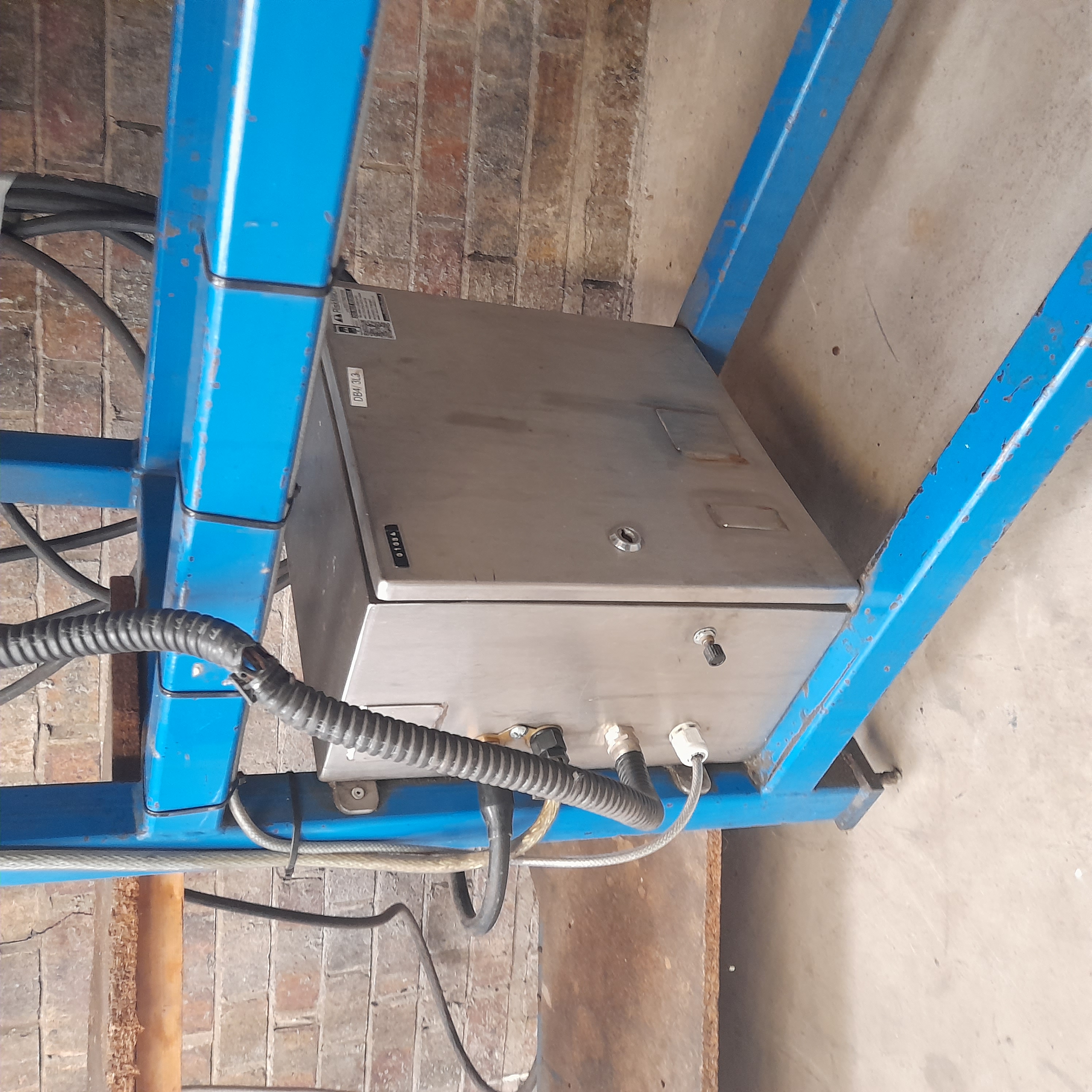 Used Purdy Labeller & Glue Pot