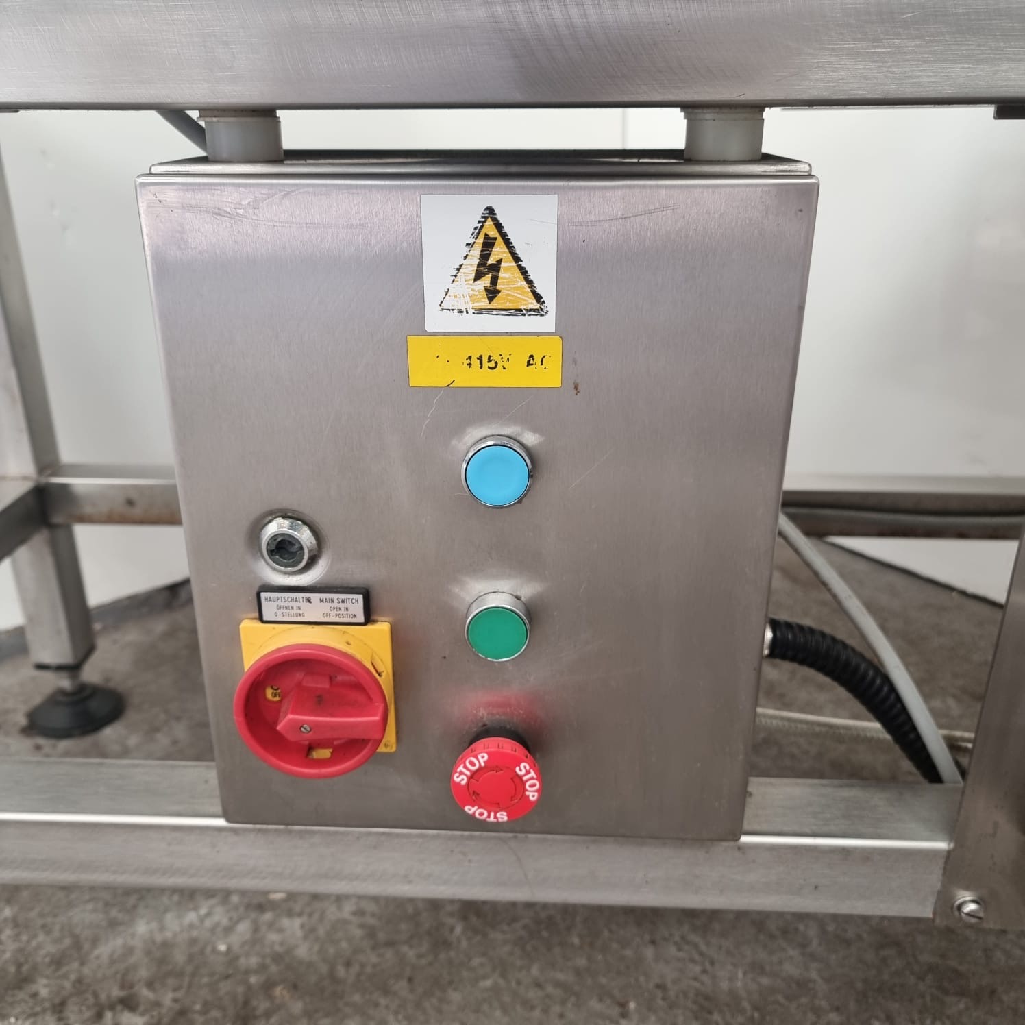 Used Ceia Metal Detector