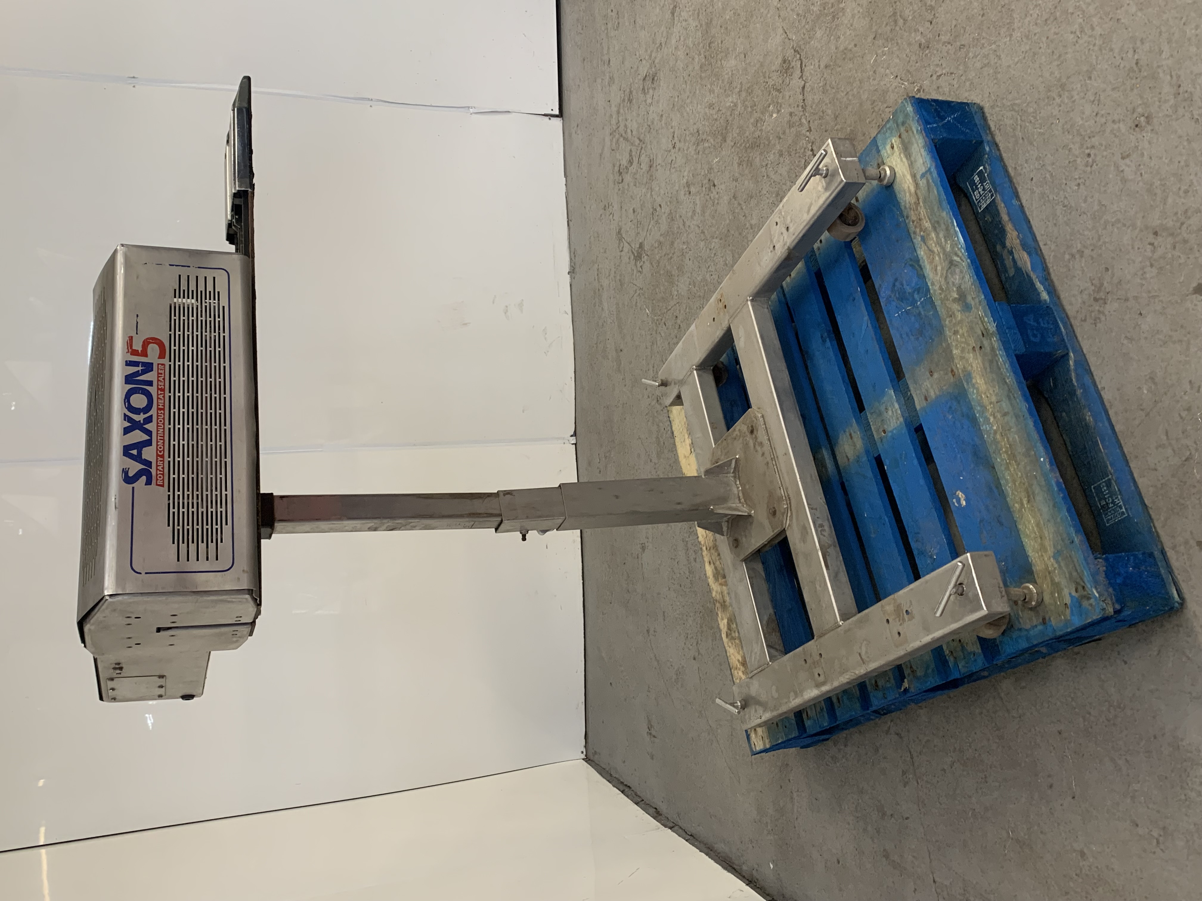 Used Saxon 5 Bag Sealer