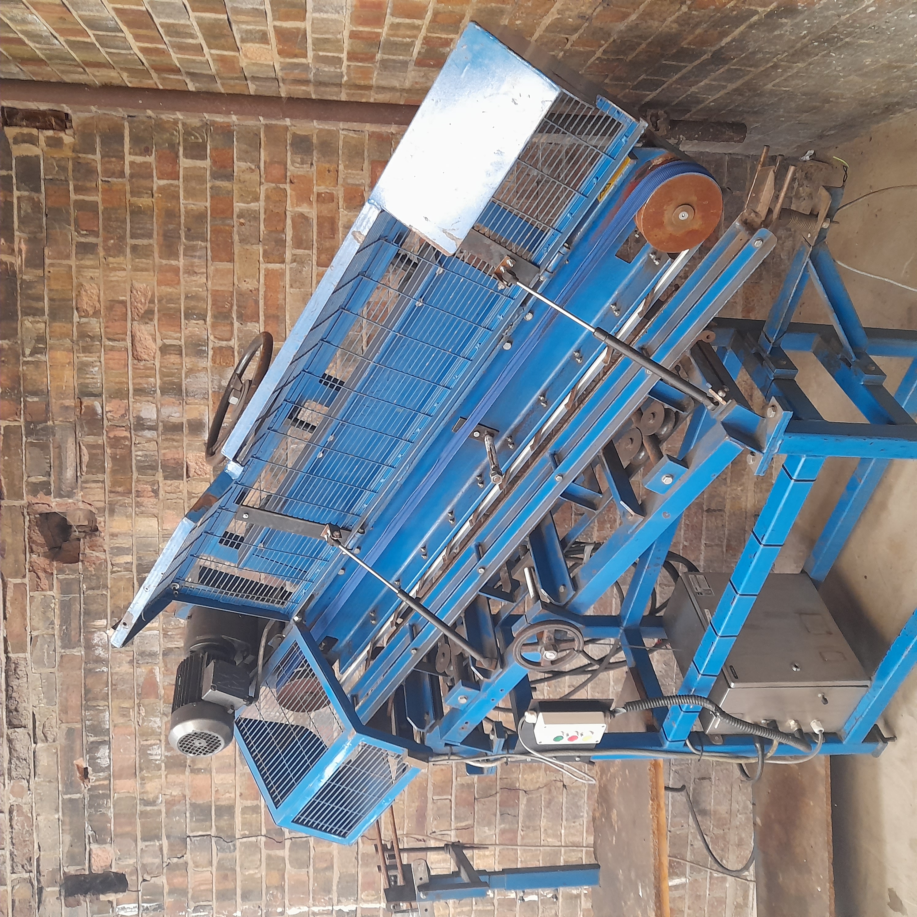 Used Purdy Labeller & Glue Pot