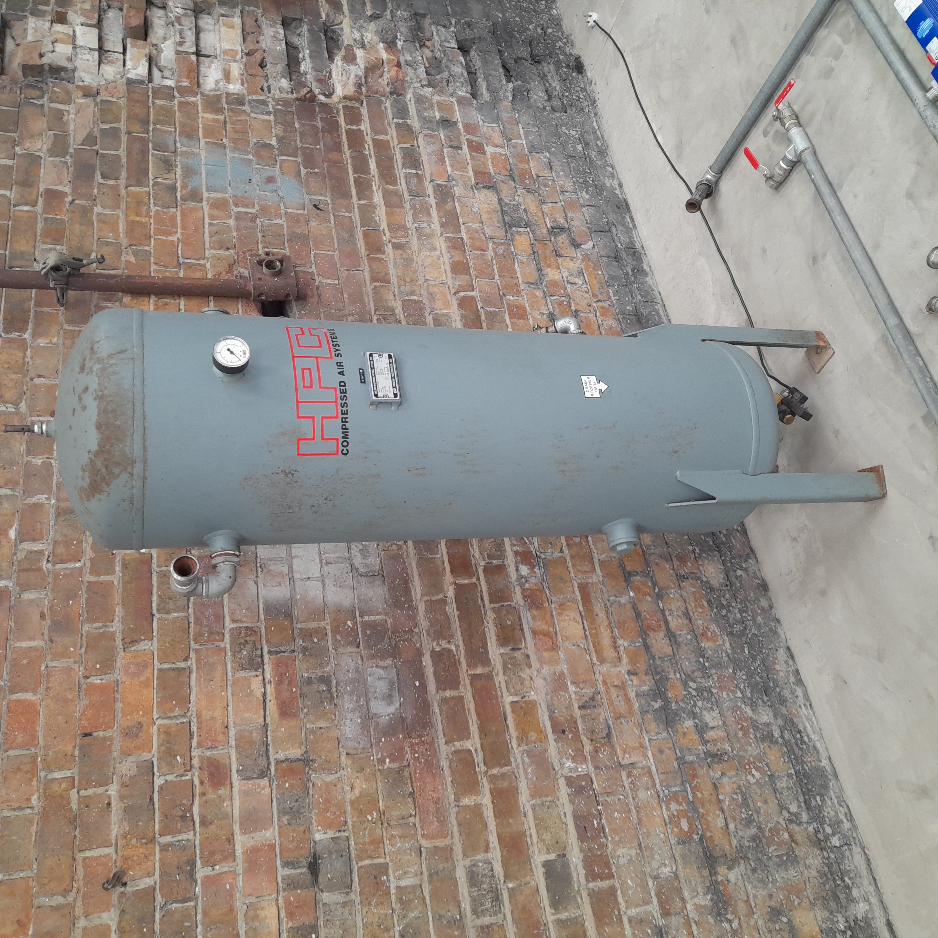Used Air Compressor with Tank