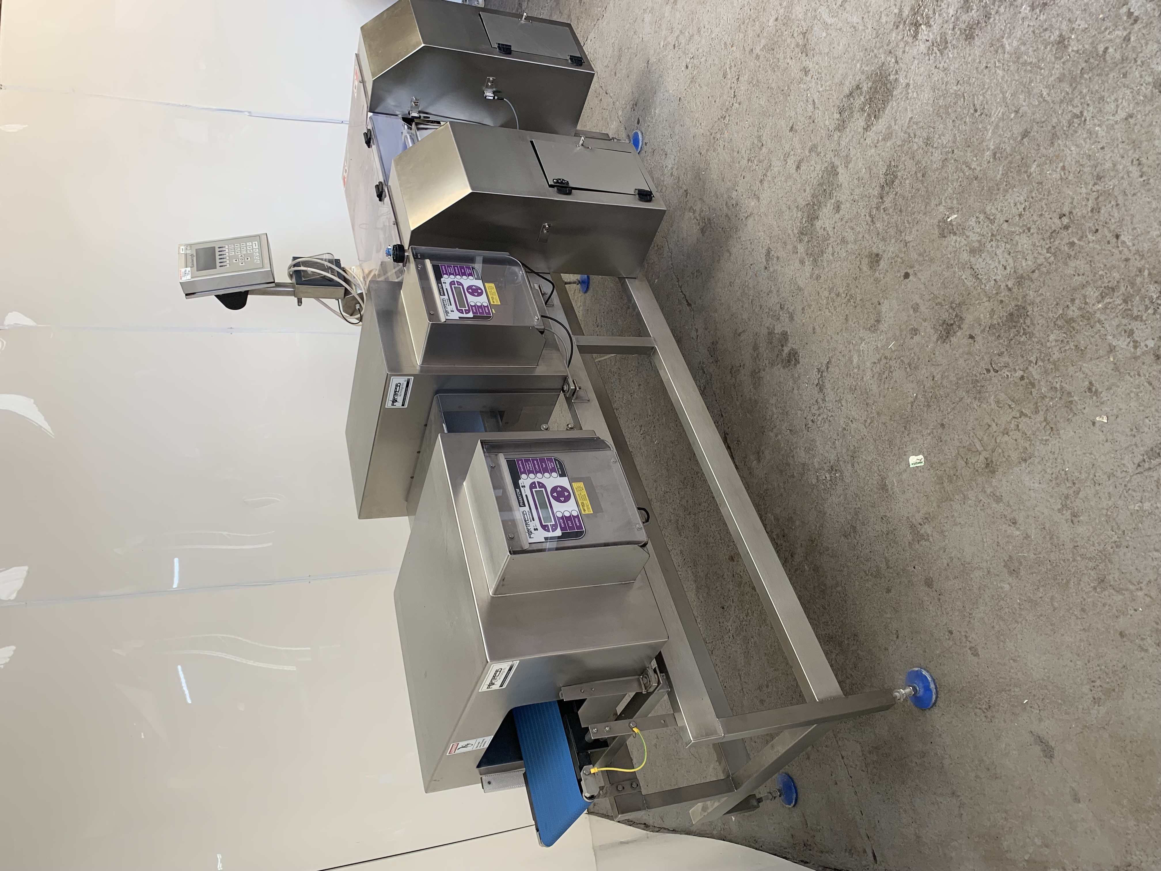 Used Easiweigh Fortress Metal Detector