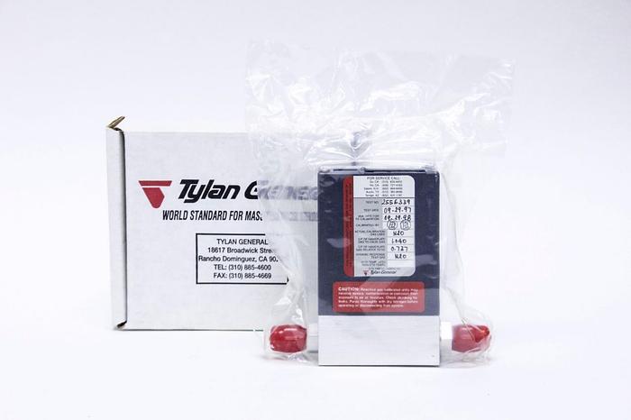 Used Tylan General 2900 Series DFC-2910V General Mass Flow Controller CO2 NEW (2806)