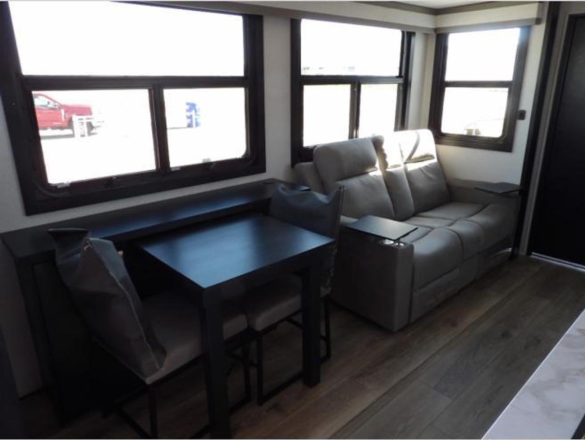 New 2026 Jayco Seismic 395