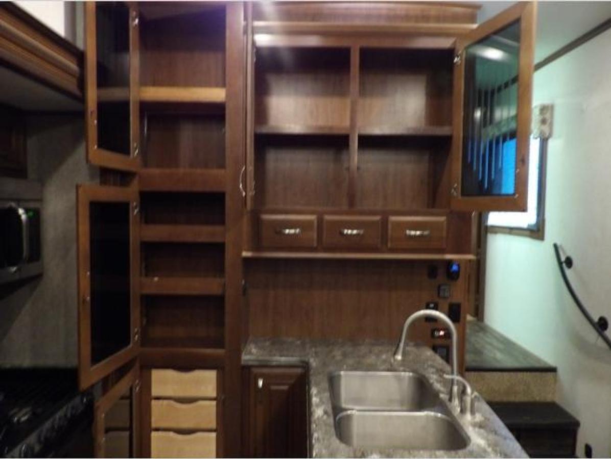 Used Used 2017 Jayco Pinnacle 36RSQS