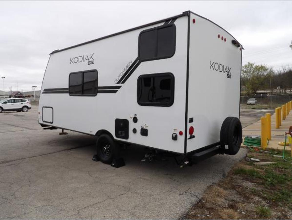 New 2025 Dutchmen RV Kodiak SE 17SBH