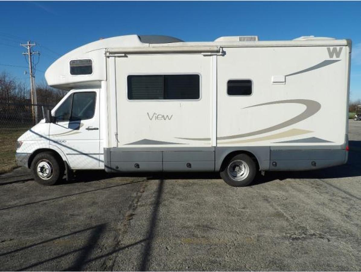 Used Used 2007 Winnebago Outlook 19rb