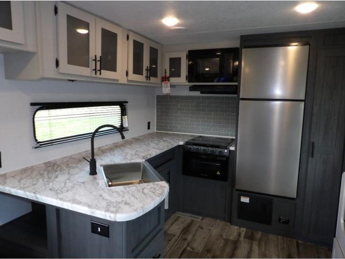 New 2025 Dutchmen RV Aspen Trail 2880RKS