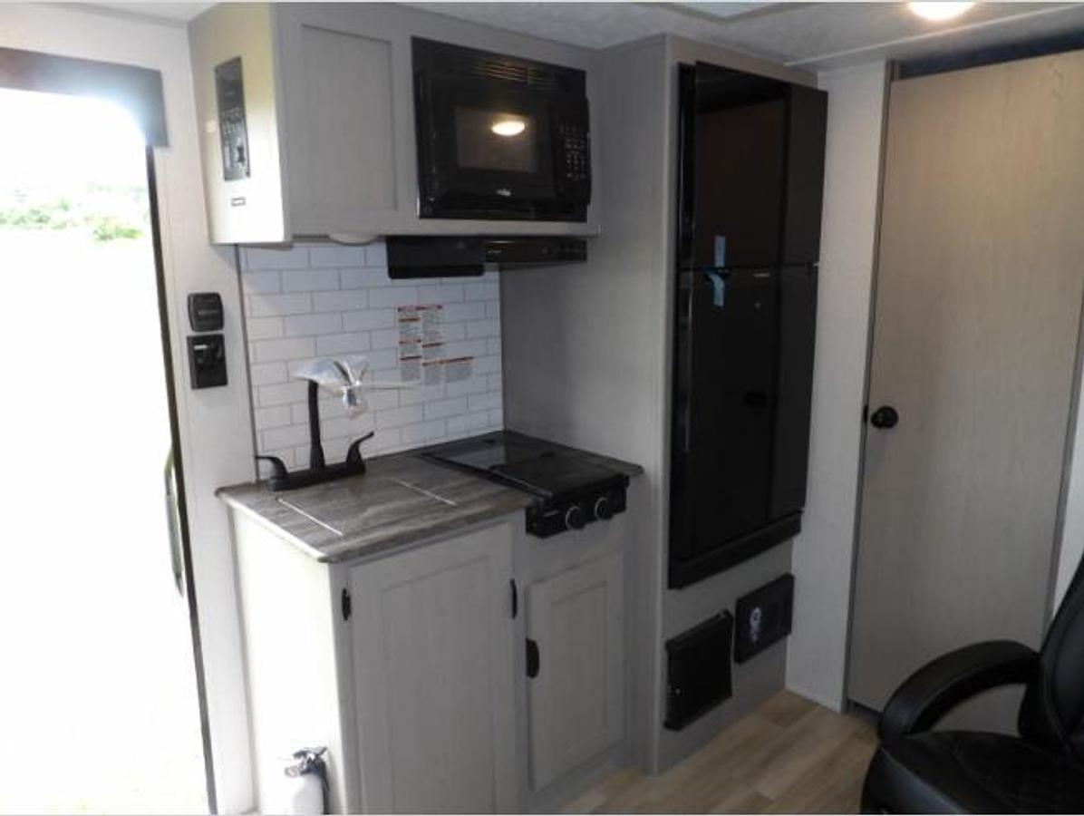 New 2024 Viking Viking 4K Series 18FQ