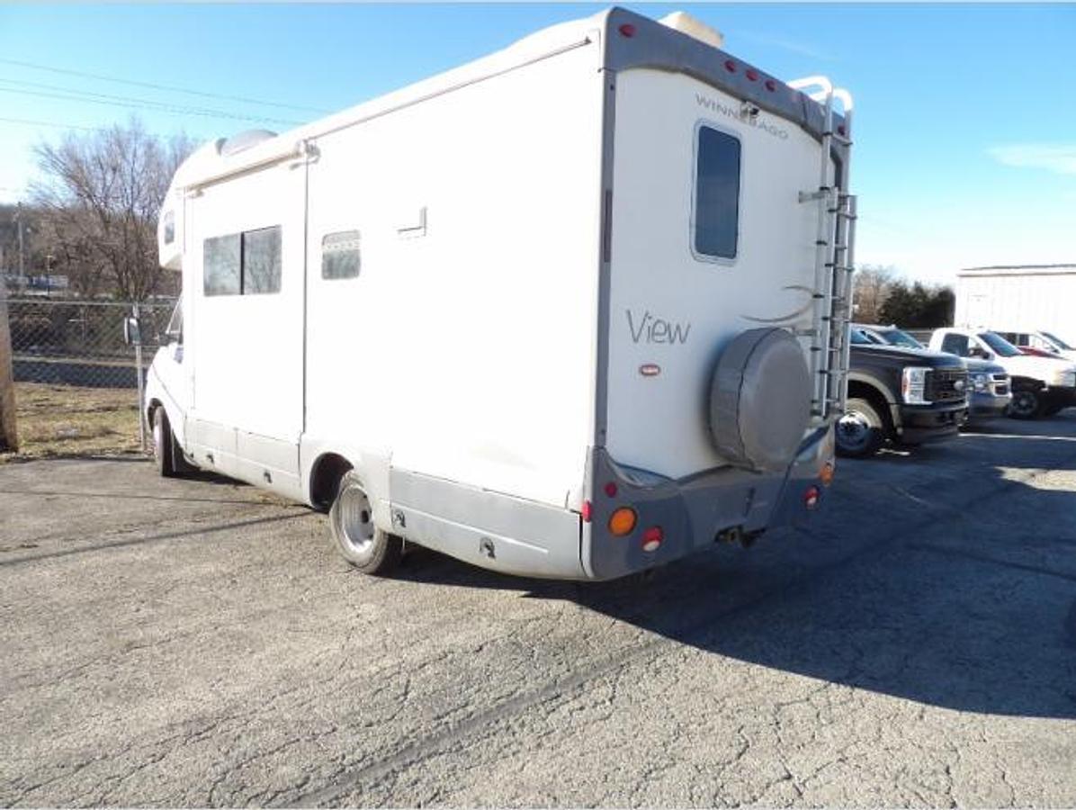 Used Used 2007 Winnebago Outlook 19rb