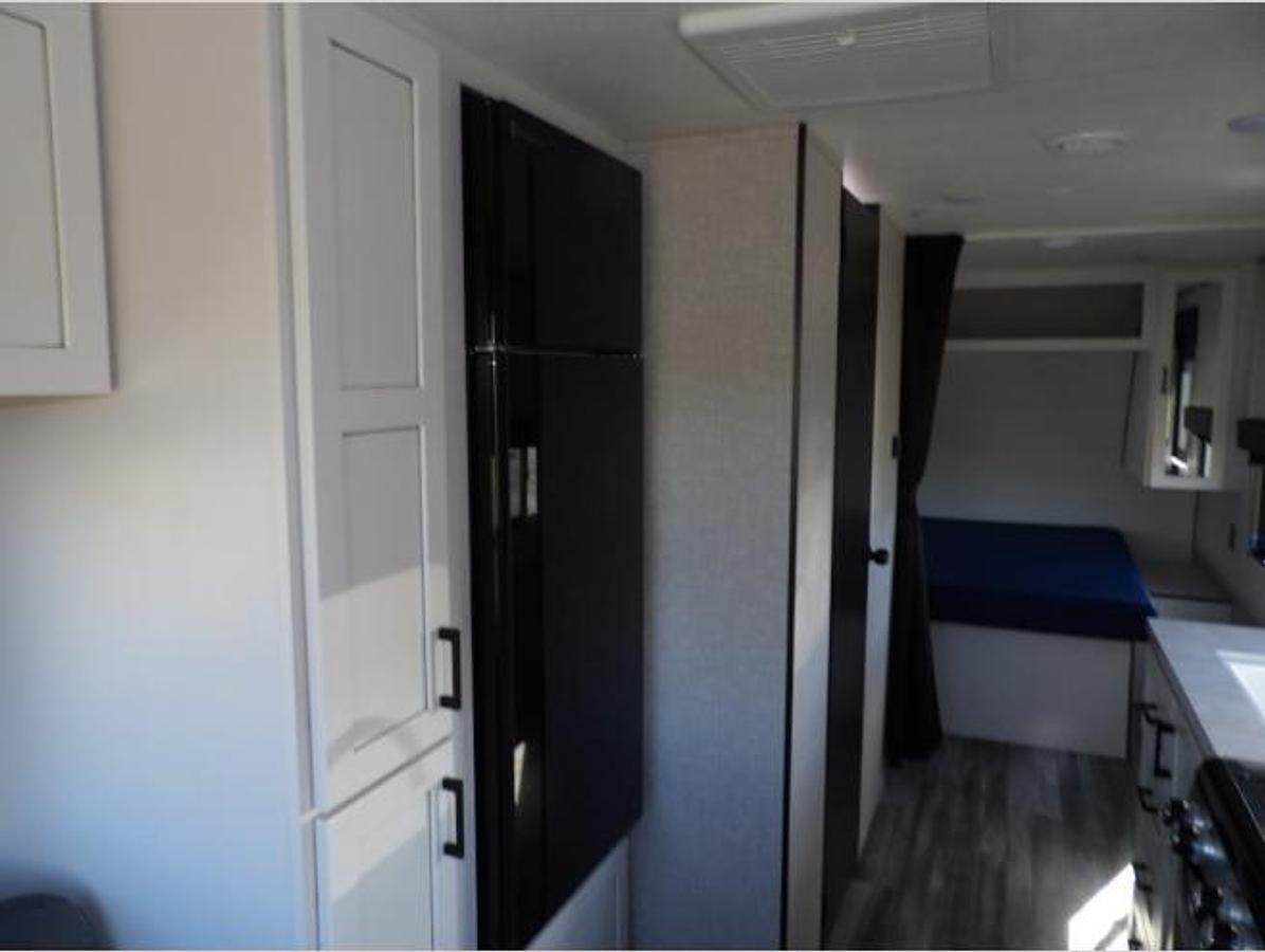 Used Used 2025 Jayco Jay Flight SLX 210QB