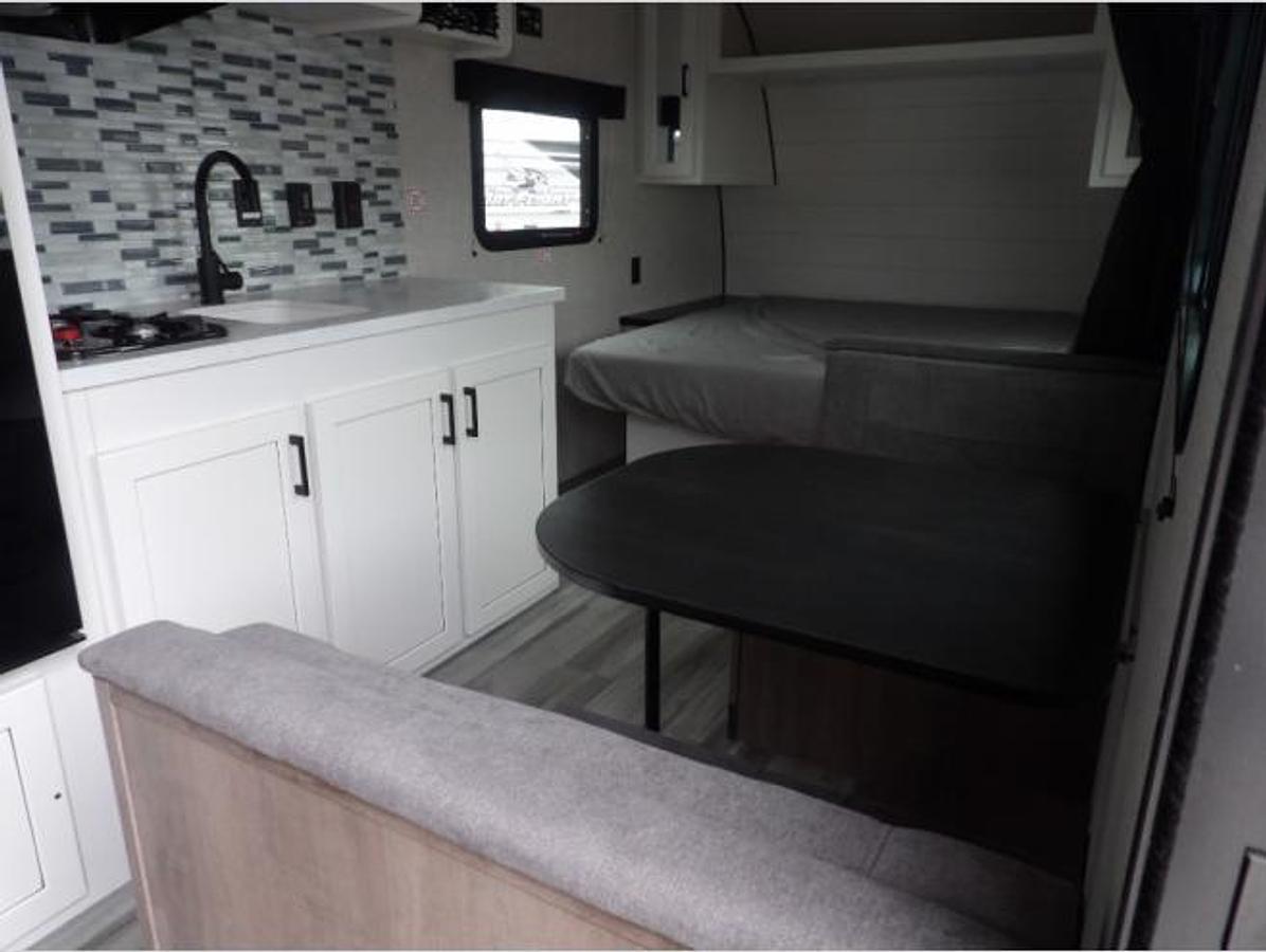 Used Used 2024 Jayco Jay Flight SLX 195RB