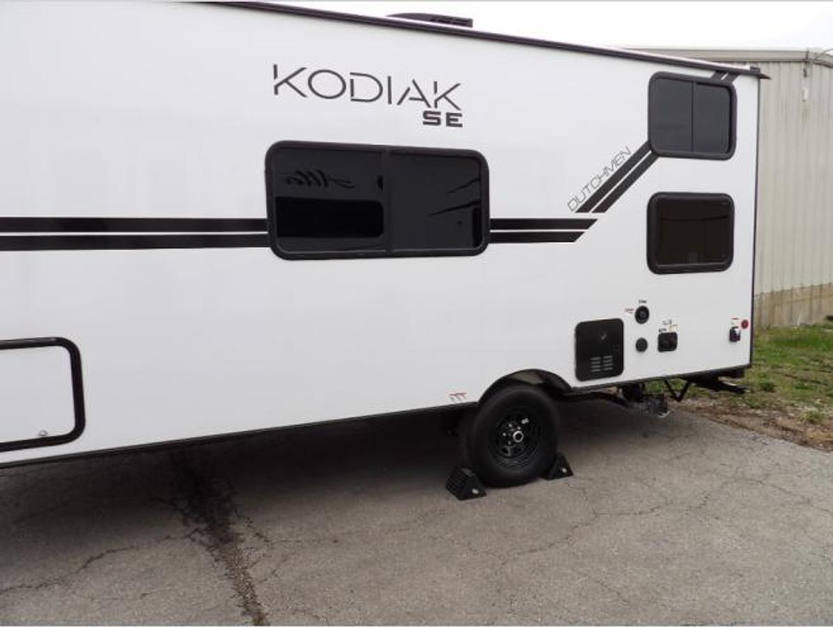 New 2025 Dutchmen RV Kodiak SE 17SBH