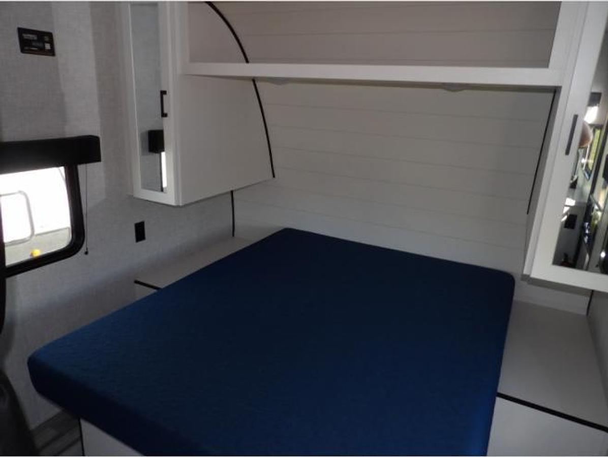 Used Used 2025 Jayco Jay Flight SLX 210QB