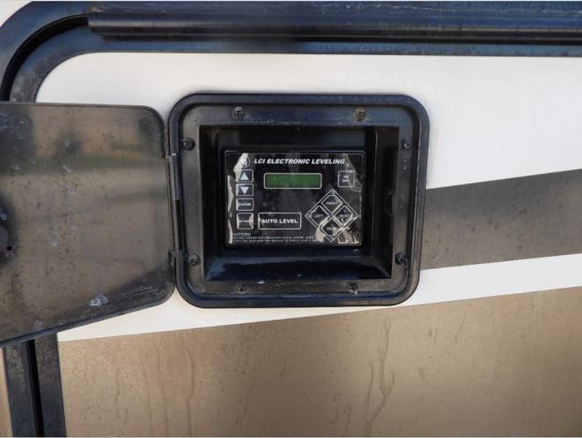 Used Used 2017 Jayco Pinnacle 36RSQS
