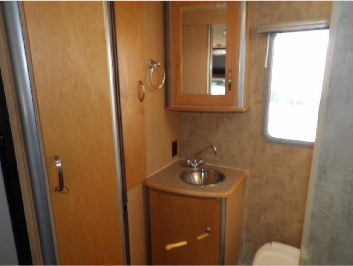 Used Used 2007 Winnebago Outlook 19rb