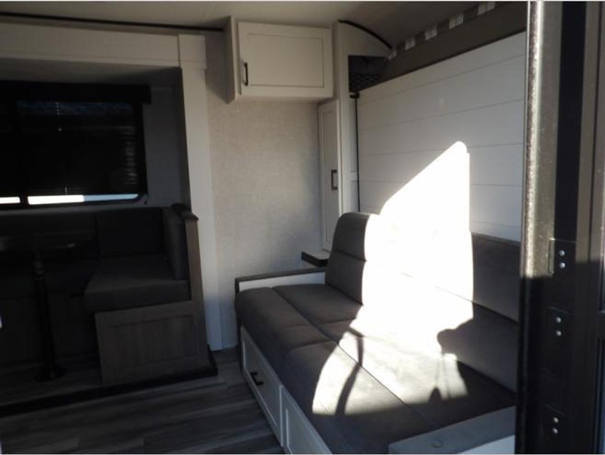 Used Used 2025 Jayco Jay Flight SLX 197MB