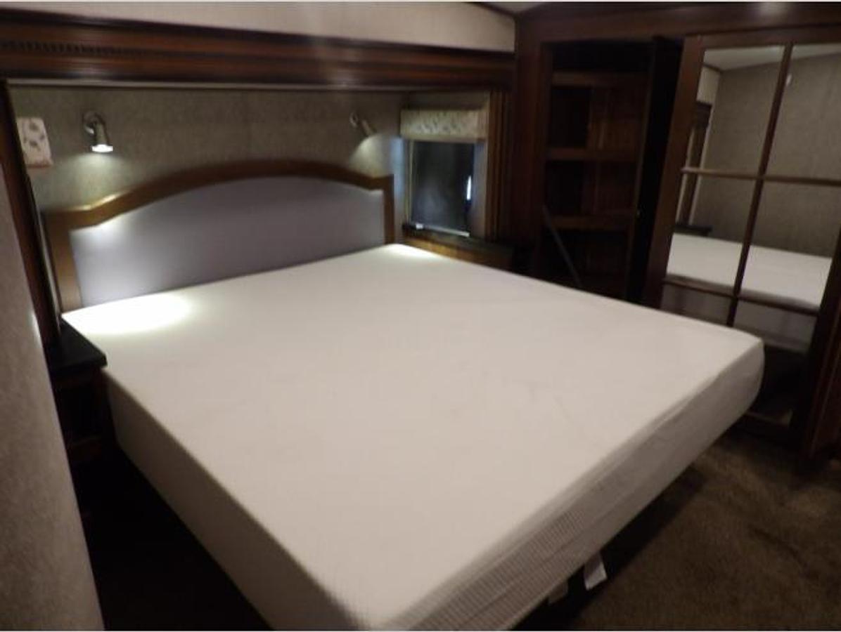 Used Used 2017 Jayco Pinnacle 36RSQS