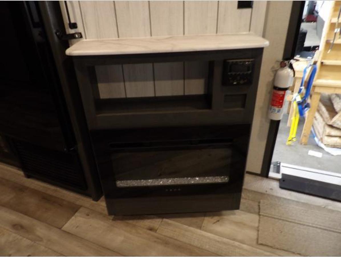 New 2023 Dutchmen RV Aspen Trail 2860RLS