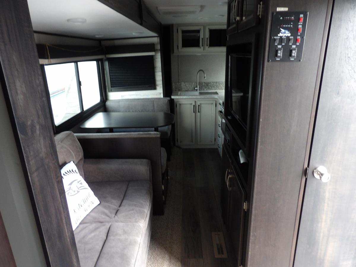Used 2020 Jayco 25rb