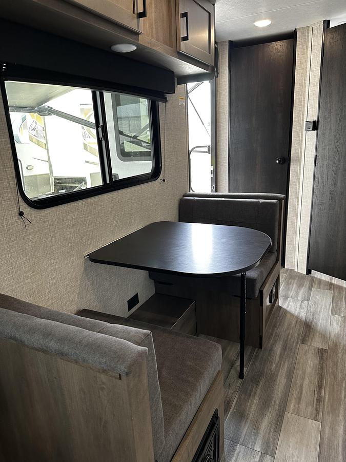 Used Used 2024 Jayco Jay Flight SLX 195RB