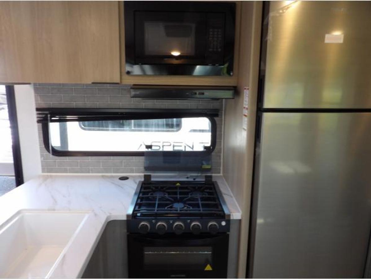 New 2026 Dutchmen RV Kodiak 270BHSL
