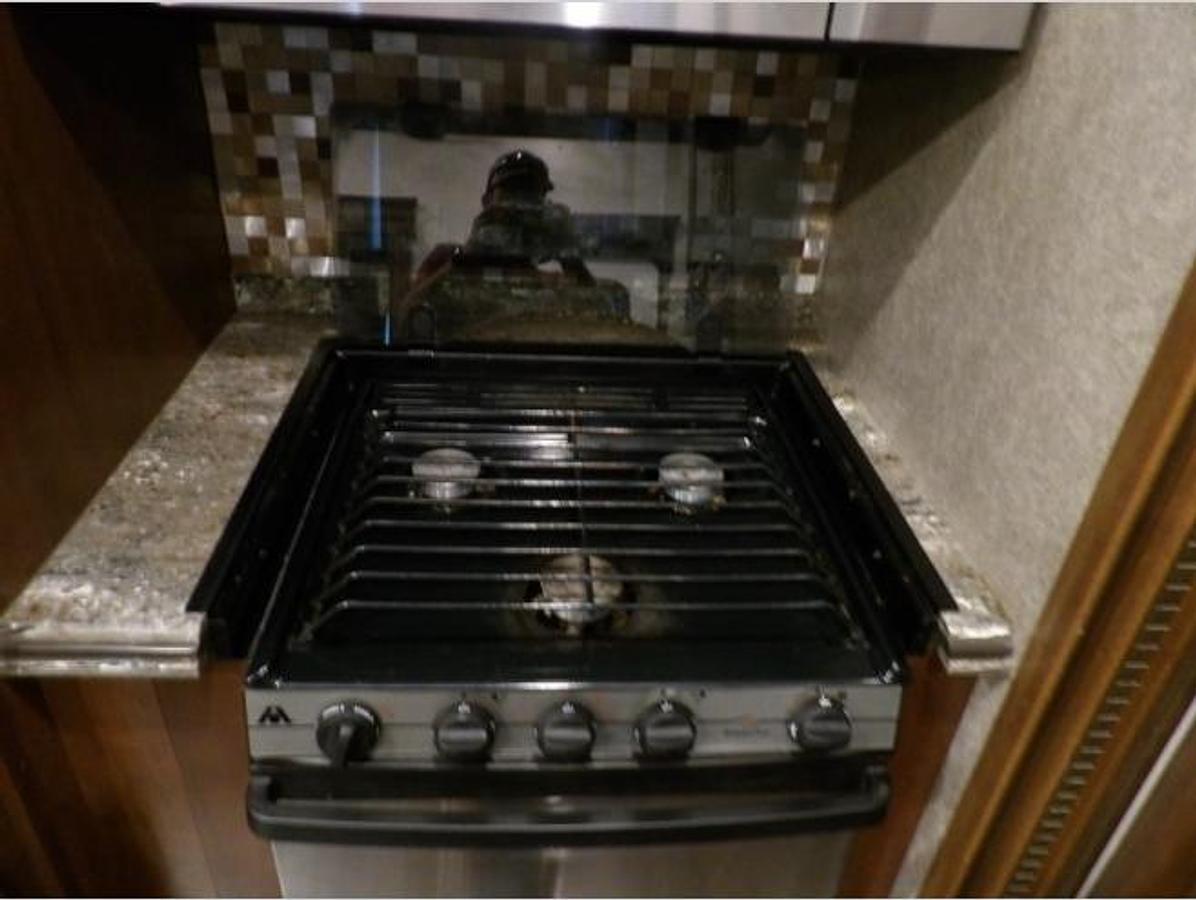 Used Used 2017 Jayco Pinnacle 36RSQS