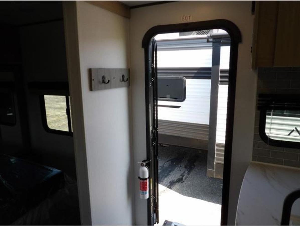 New 2026 Dutchmen RV Kodiak 270BHSL