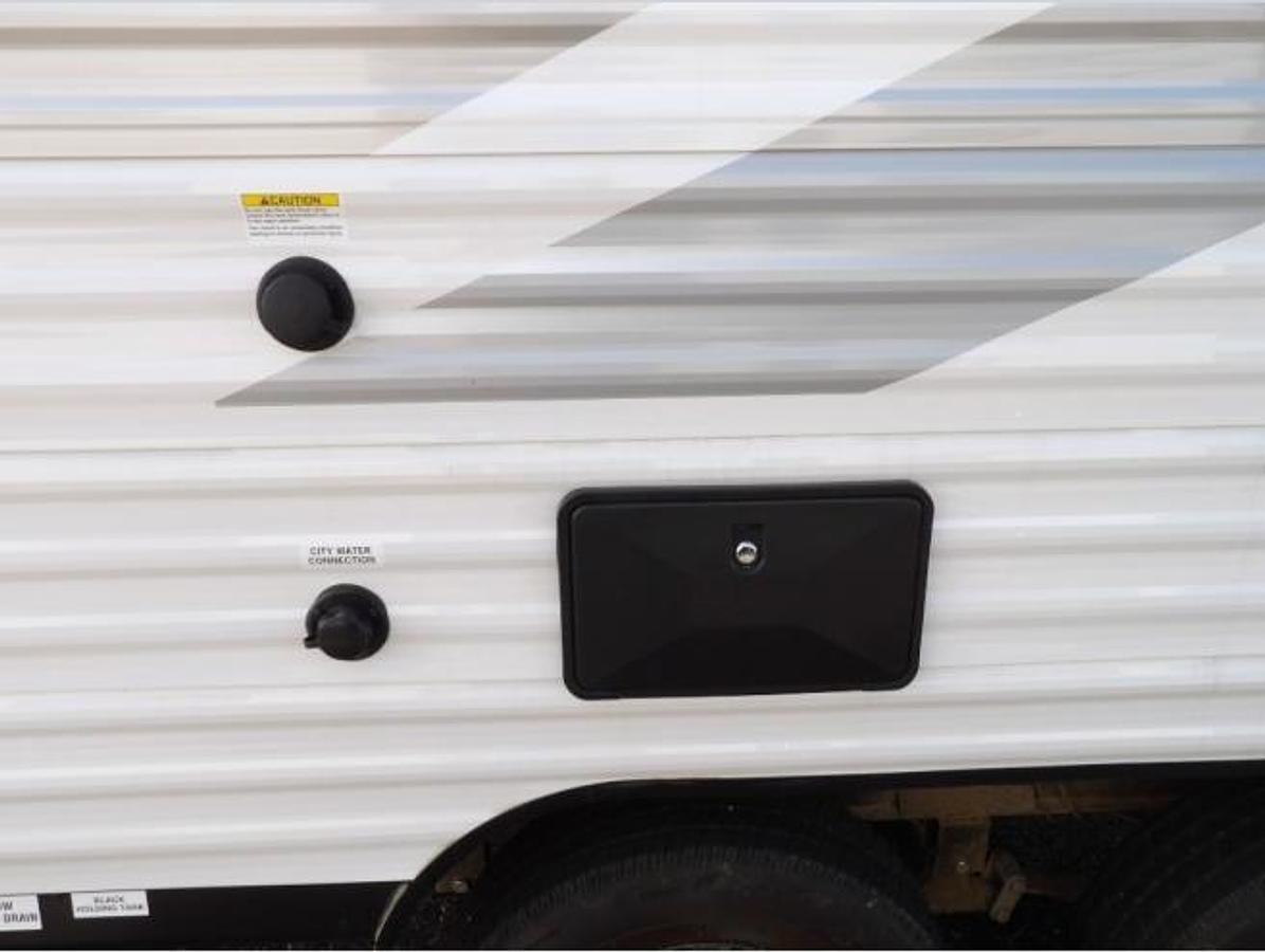 Used Used 2025 Jayco Jay Flight SLX 210QB