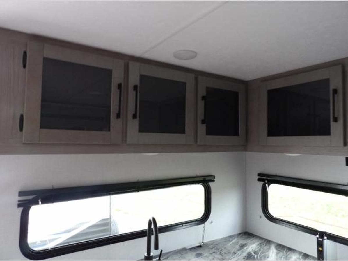 New 2023 Dutchmen RV Kodiak Ultra-Lite 257RKSL