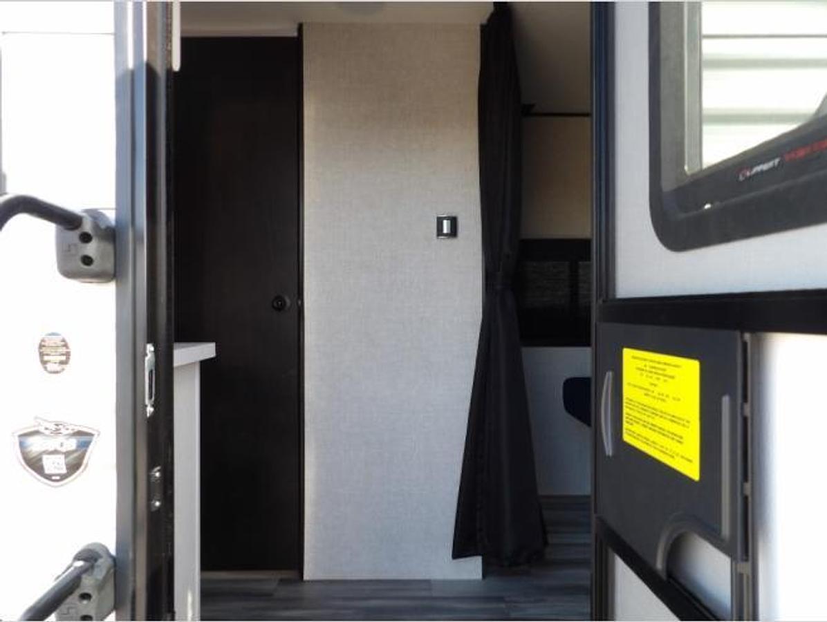 Used Used 2025 Jayco Jay Flight SLX 210QB