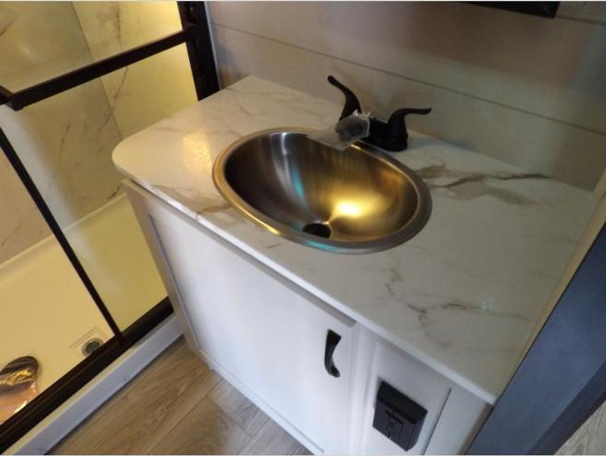 New 2026 Jayco Seismic 395
