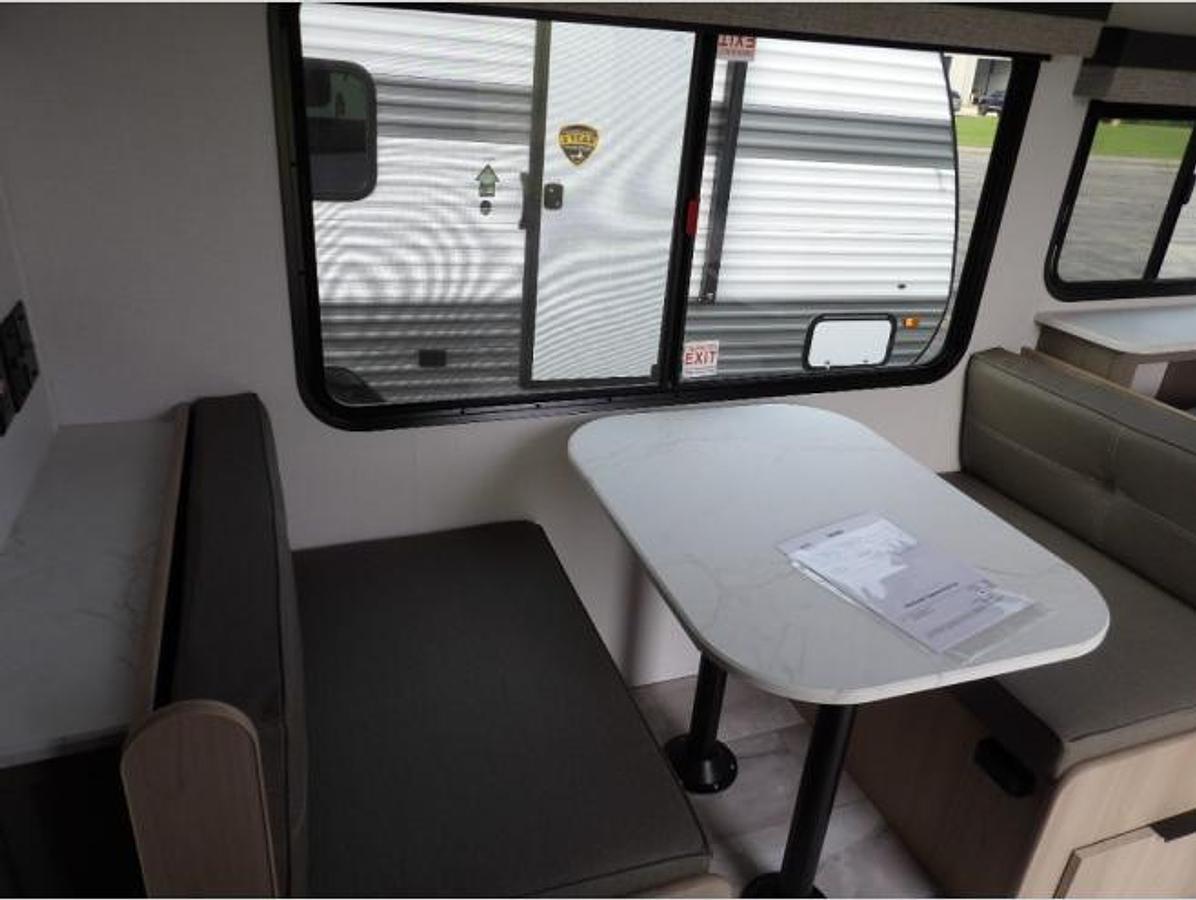 New 2025 Dutchmen RV Kodiak Cub 162BH
