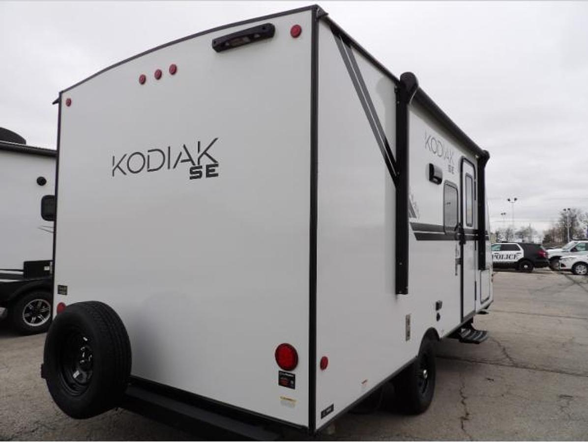 New 2025 Dutchmen RV Kodiak SE 17SBH