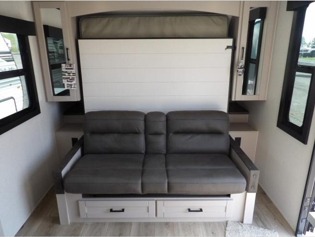 New 2026 Jayco Jay Feather 19MRK