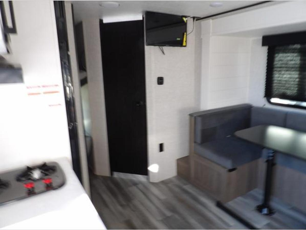 Used Used 2025 Jayco Jay Flight SLX 197MB