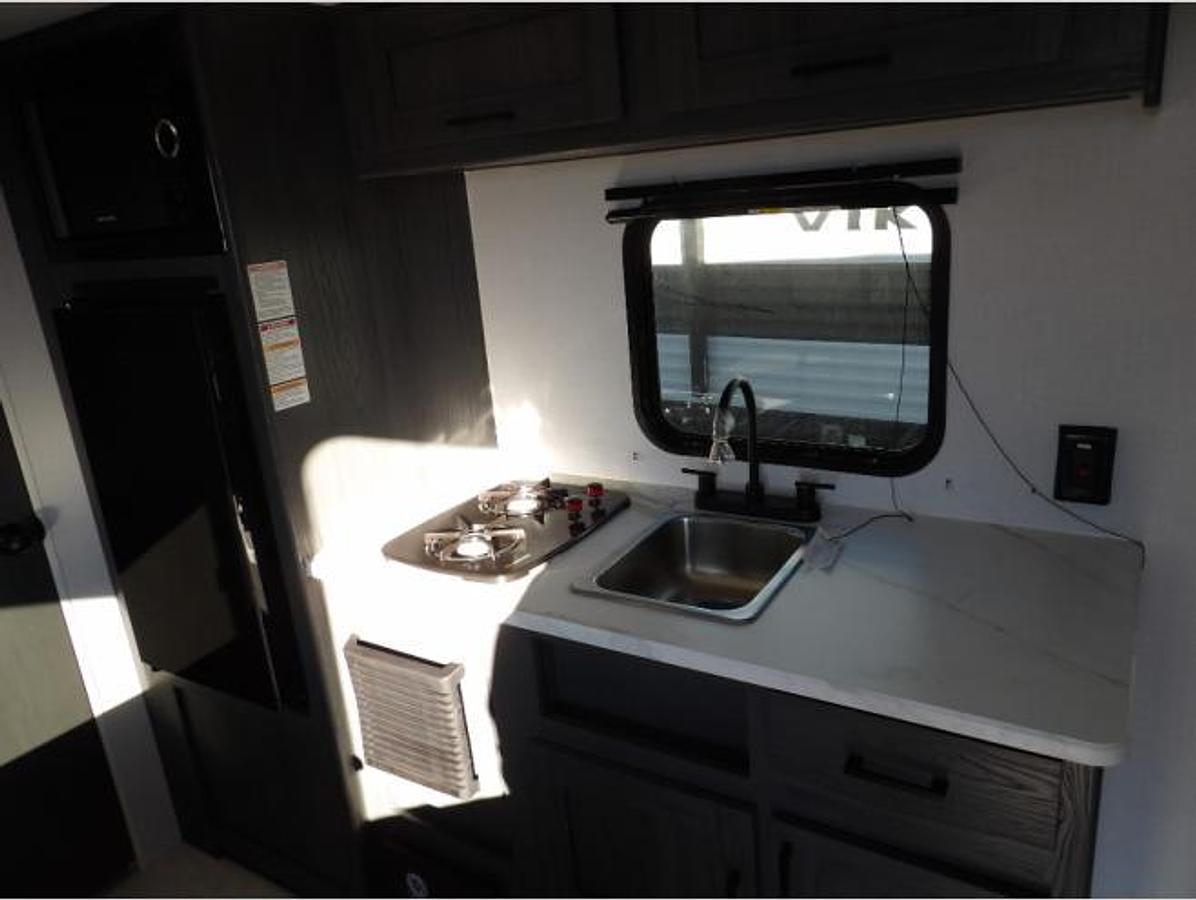 New 2026 Dutchmen RV Aspen Trail 17RB